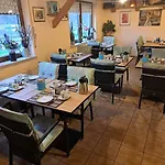 Moselpension Gwosch 布鲁蒂凡科