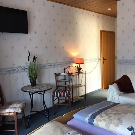 Moselpension Gwosch Guest house