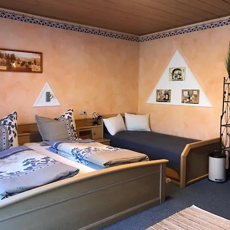 Moselpension Gwosch Guest house