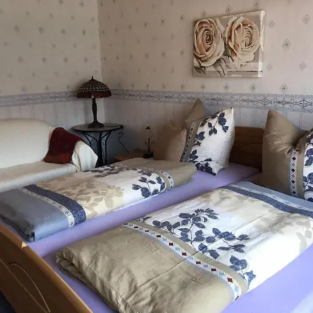 Moselpension Gwosch Guest house